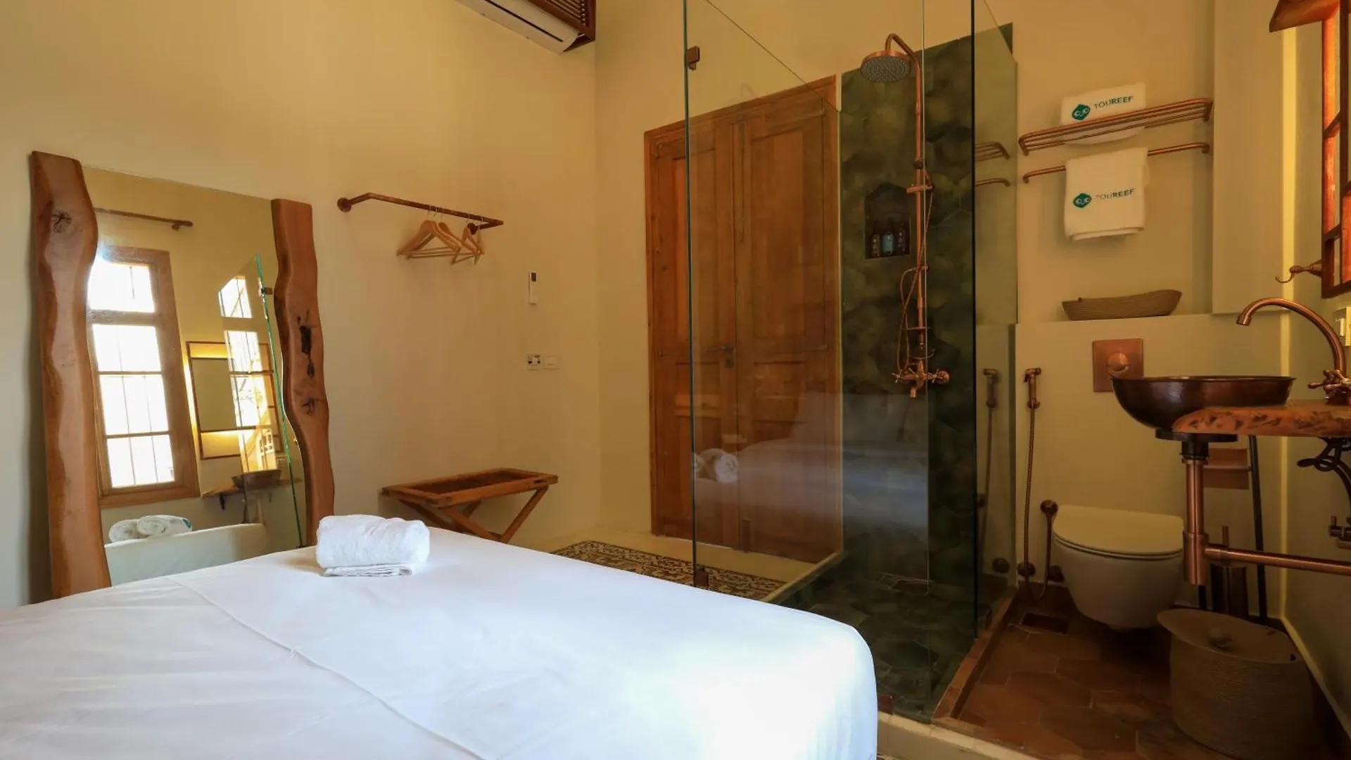 Beit Toureef Hotel Beirut 0*,  Lebanon